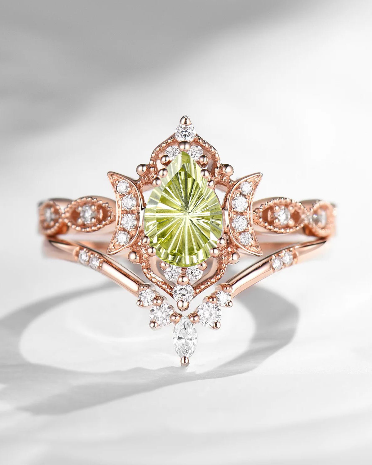 Crescent Moon | Fantasy Cut Pear Peridot Engagement Ring Set 2pcs - Luna