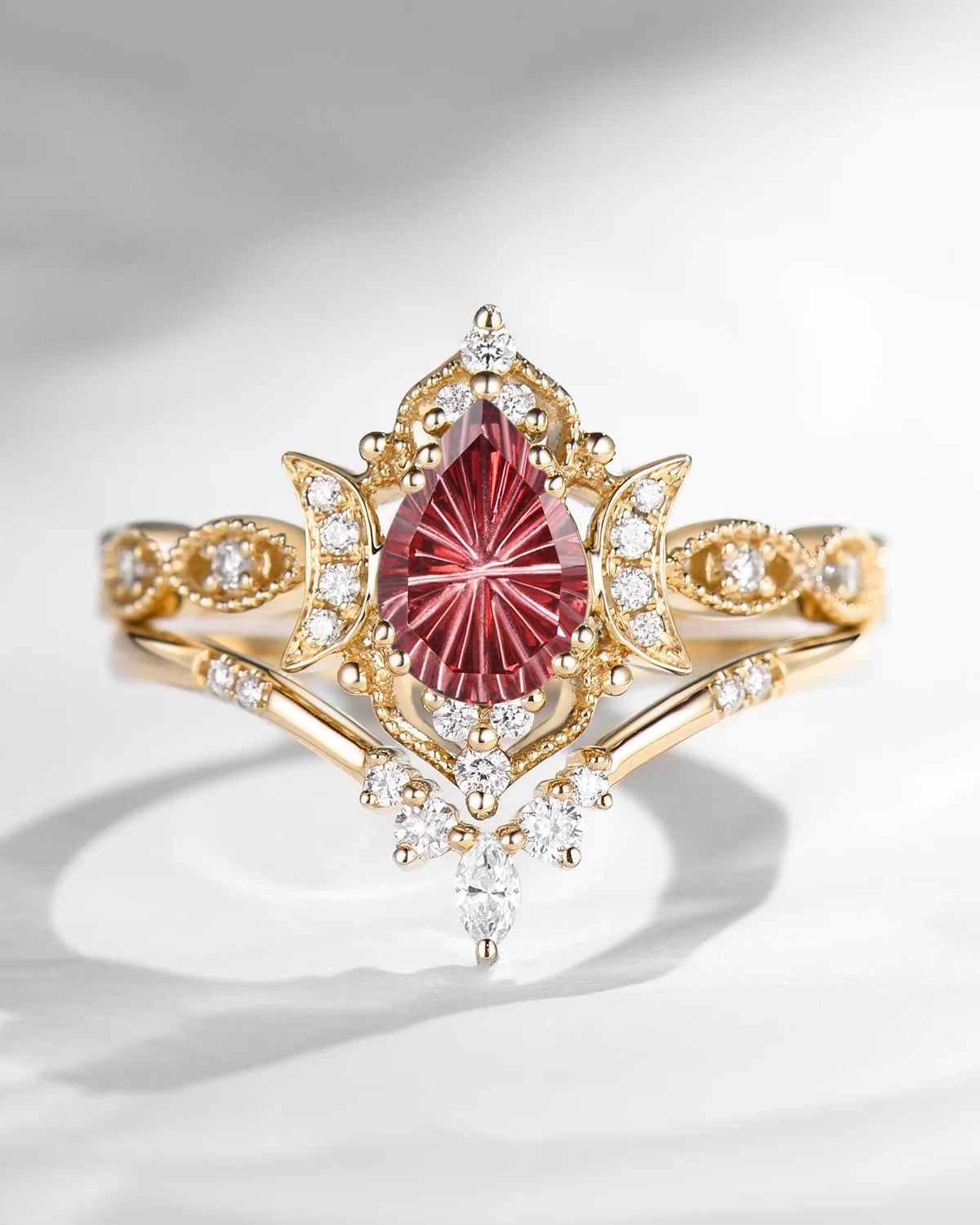 Crescent Moon | Fantasy Cut Pear Garnet Engagement Ring Set 2pcs - Luna