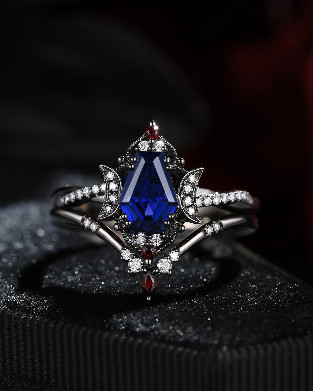 Crescent Moon | Infinity Coffin Lab Sapphire & Garnet Twisted Black Gold Engagement Ring Set 2pcs - Alexandria