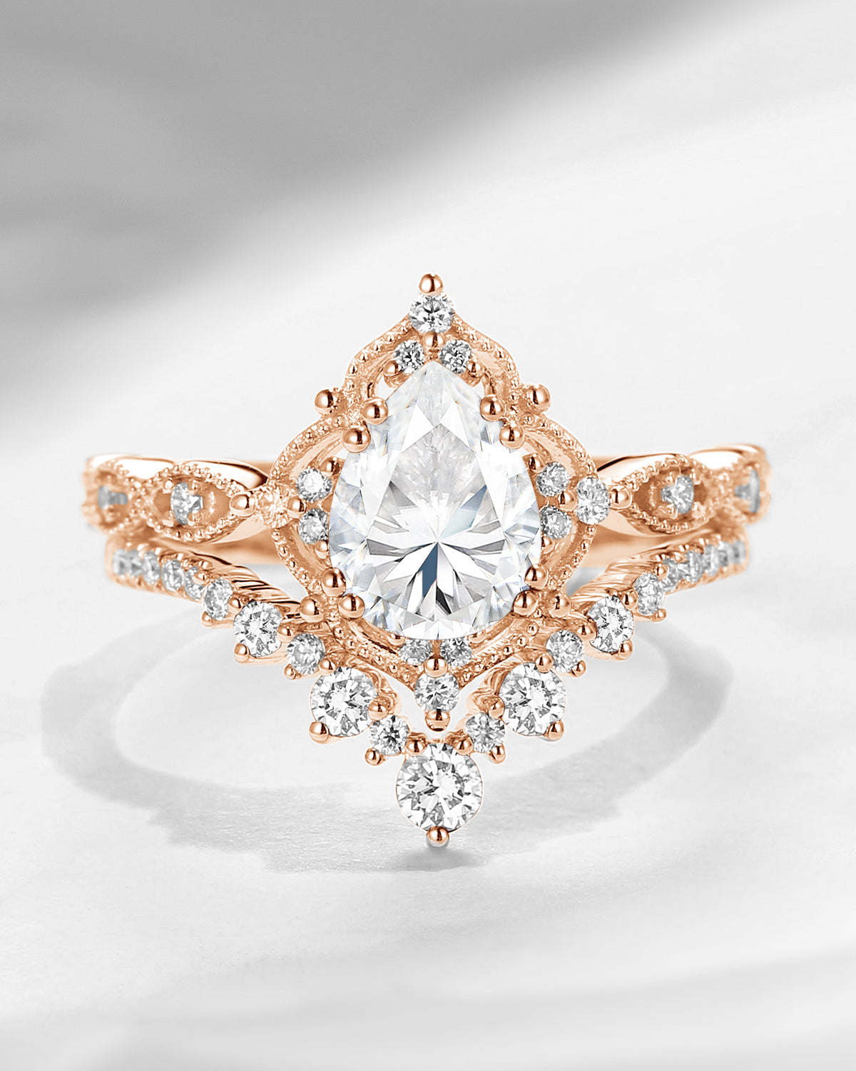 Antique Pear Cut Moissanite Engagement Ring Set 2pcs