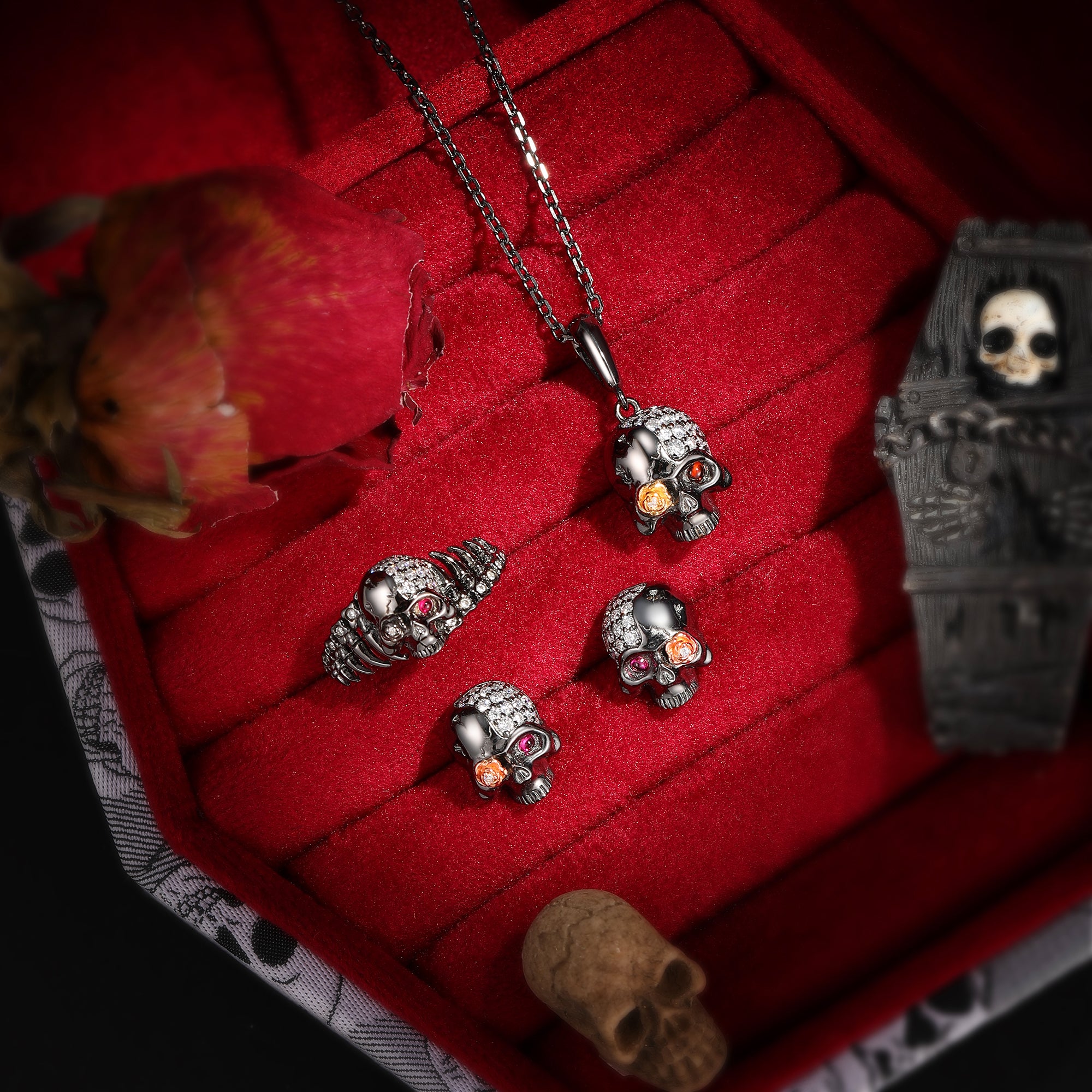Classic Skull Collection