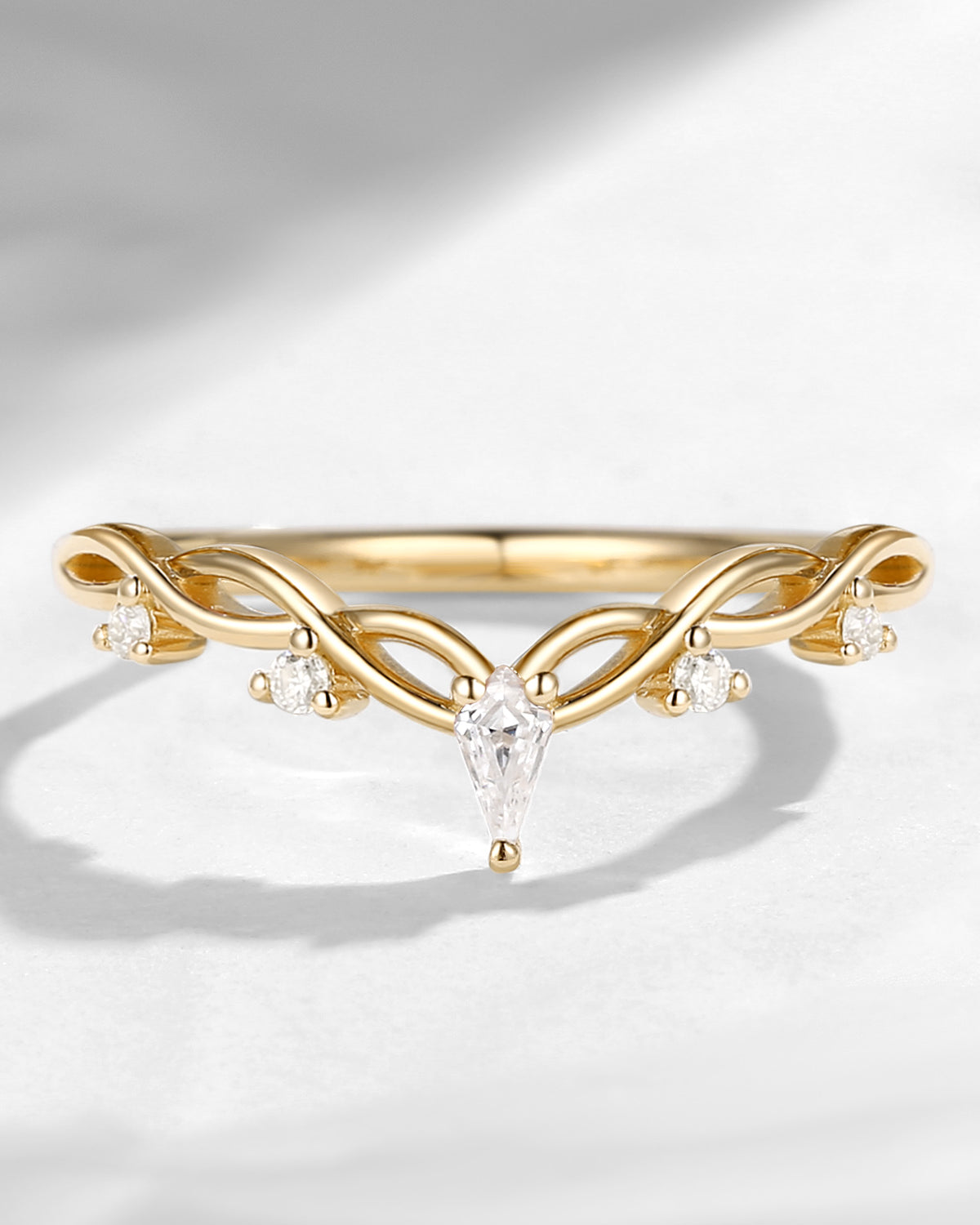 Vintage Inspired Infinity Curved Wedding Band