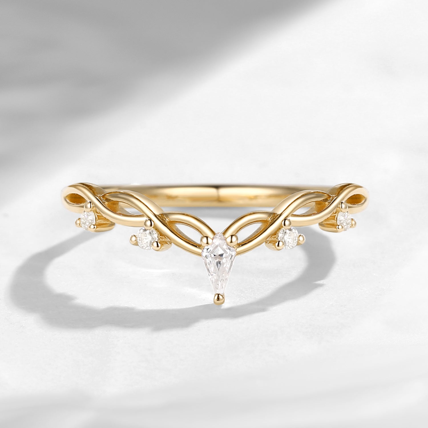 Vintage Inspired Infinity Curved Wedding Band