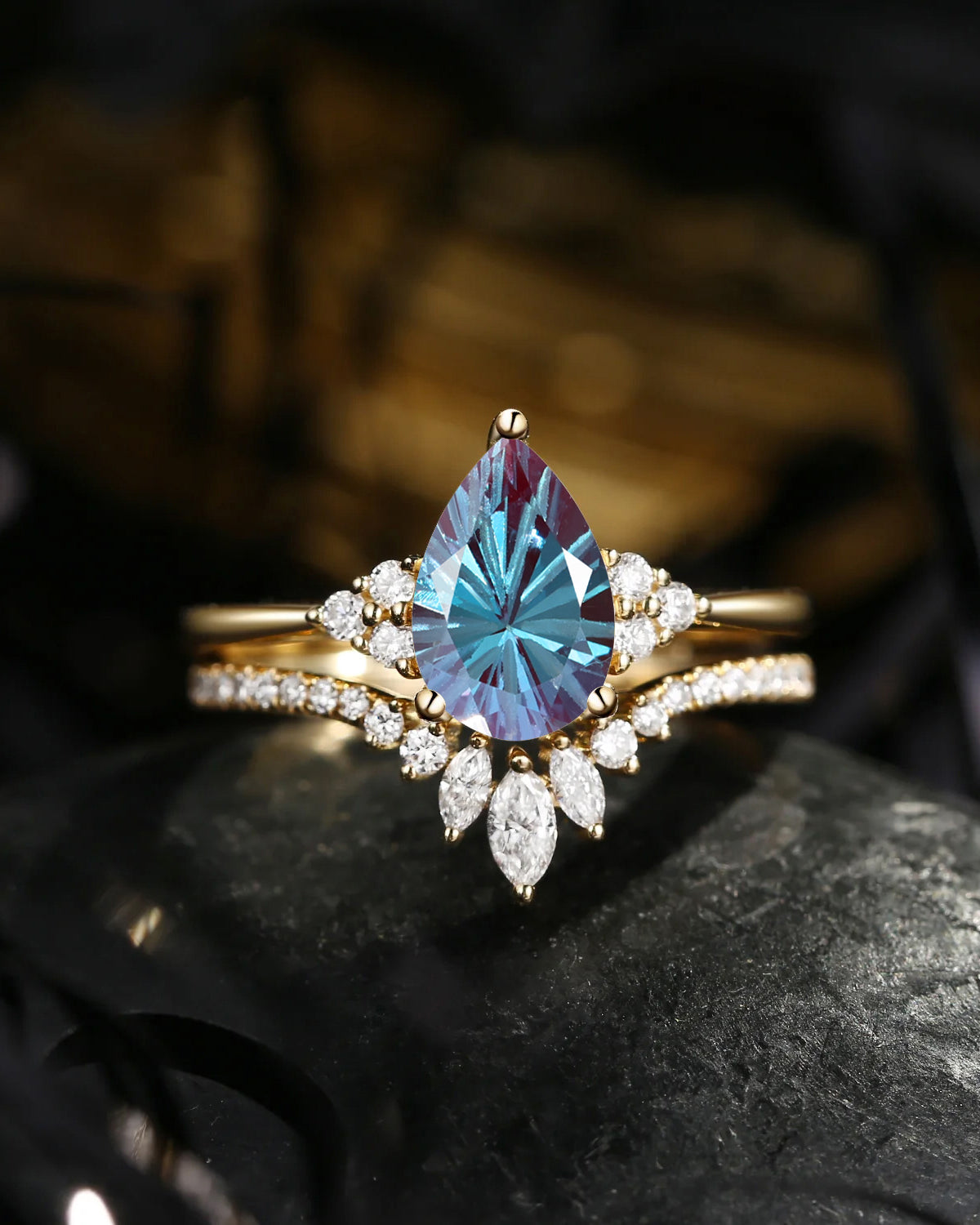 Firework Cut Pear Lab Alexandrite Classic Cluster Engagement Ring Set 2pcs - Vivian