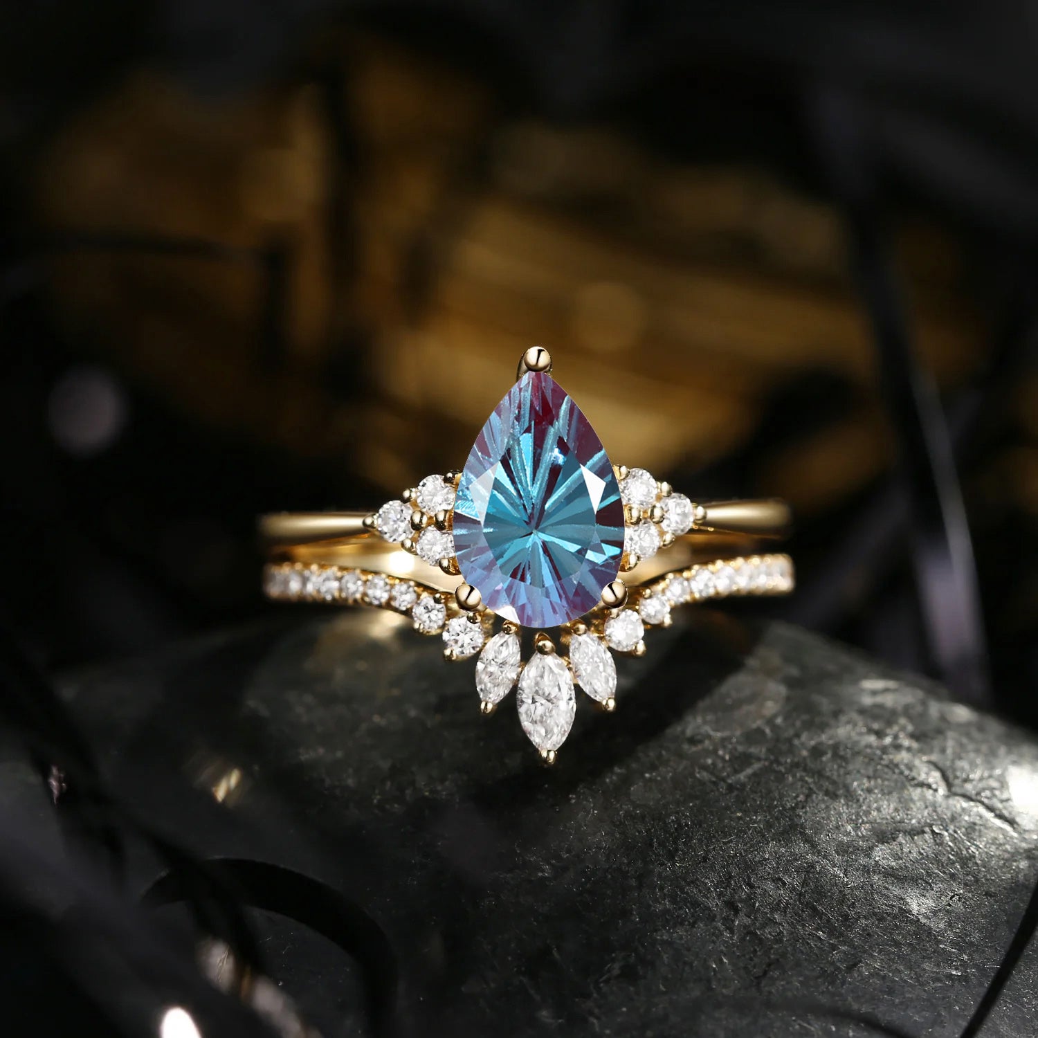 Firework Cut Pear Lab Alexandrite Classic Cluster Engagement Ring Set 2pcs - Vivian