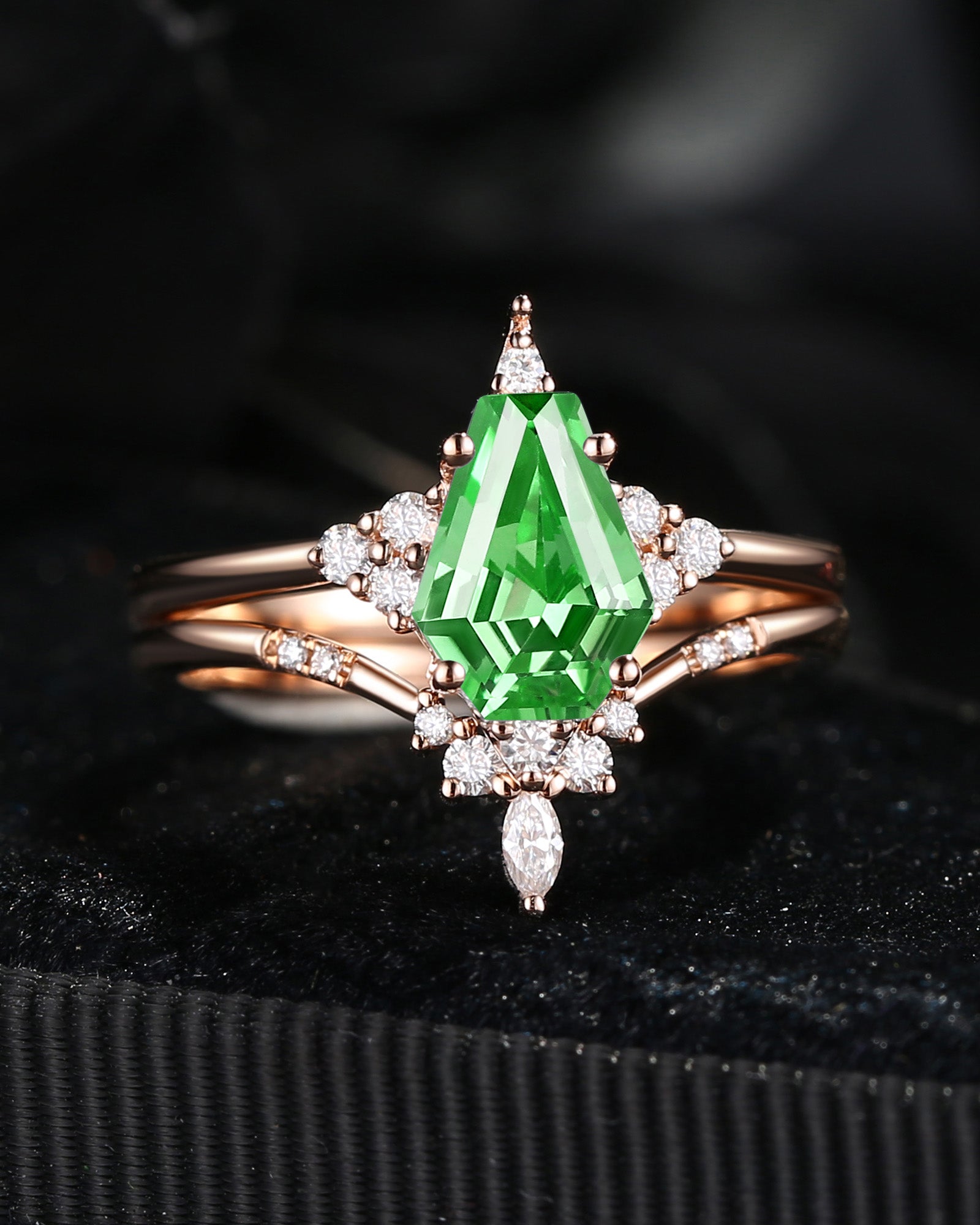 Unique Coffin Lab Tsavorite Engagement Star Ring Set 2pcs - Coffin Kite