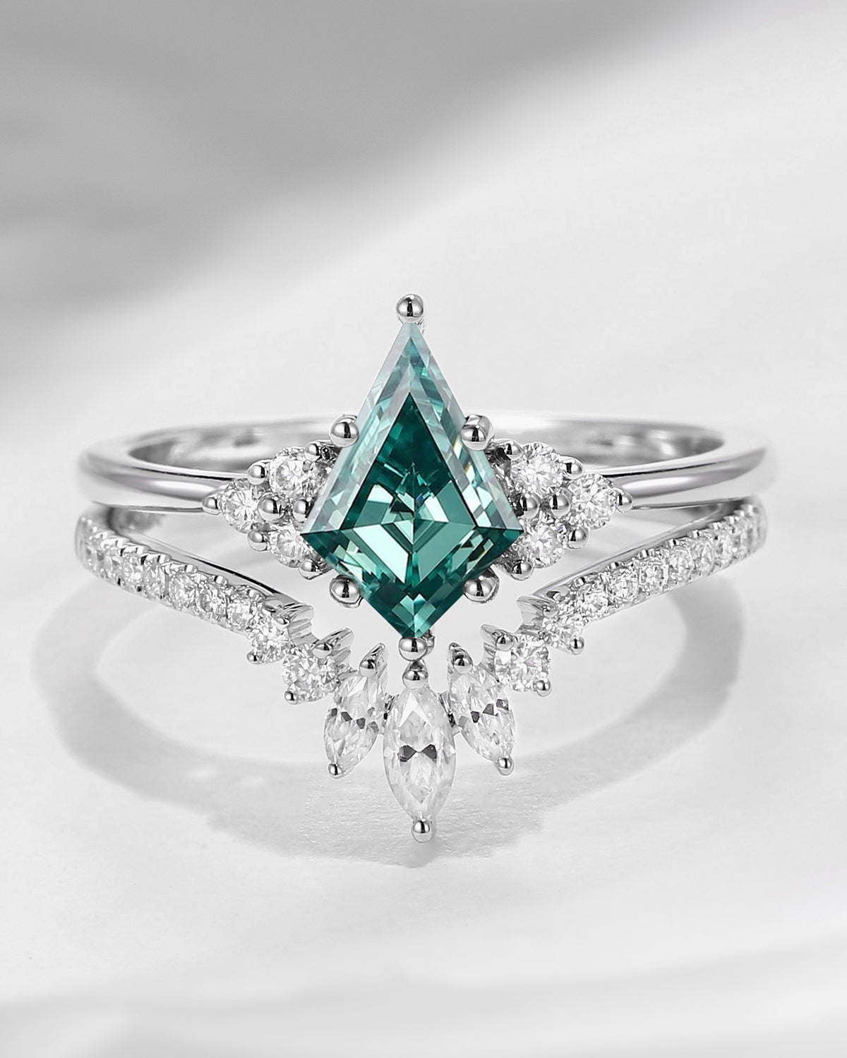 Kite Cut Green Moissanite Engagement Ring Set 2pcs - Electra
