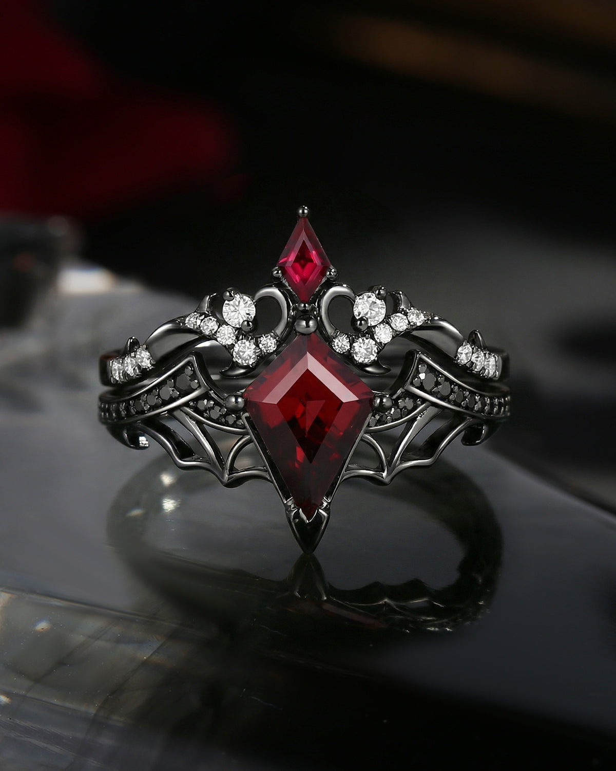 Kite Cut Garnet Bat Wing Inspired Thorns Engagement Ring Set 2pcs - Bat Ring