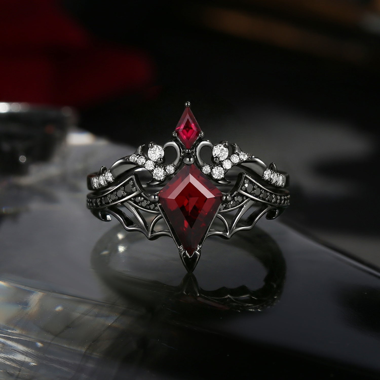 Kite Cut Garnet Bat Wing Inspired Thorns Engagement Ring Set 2pcs - Bat Ring