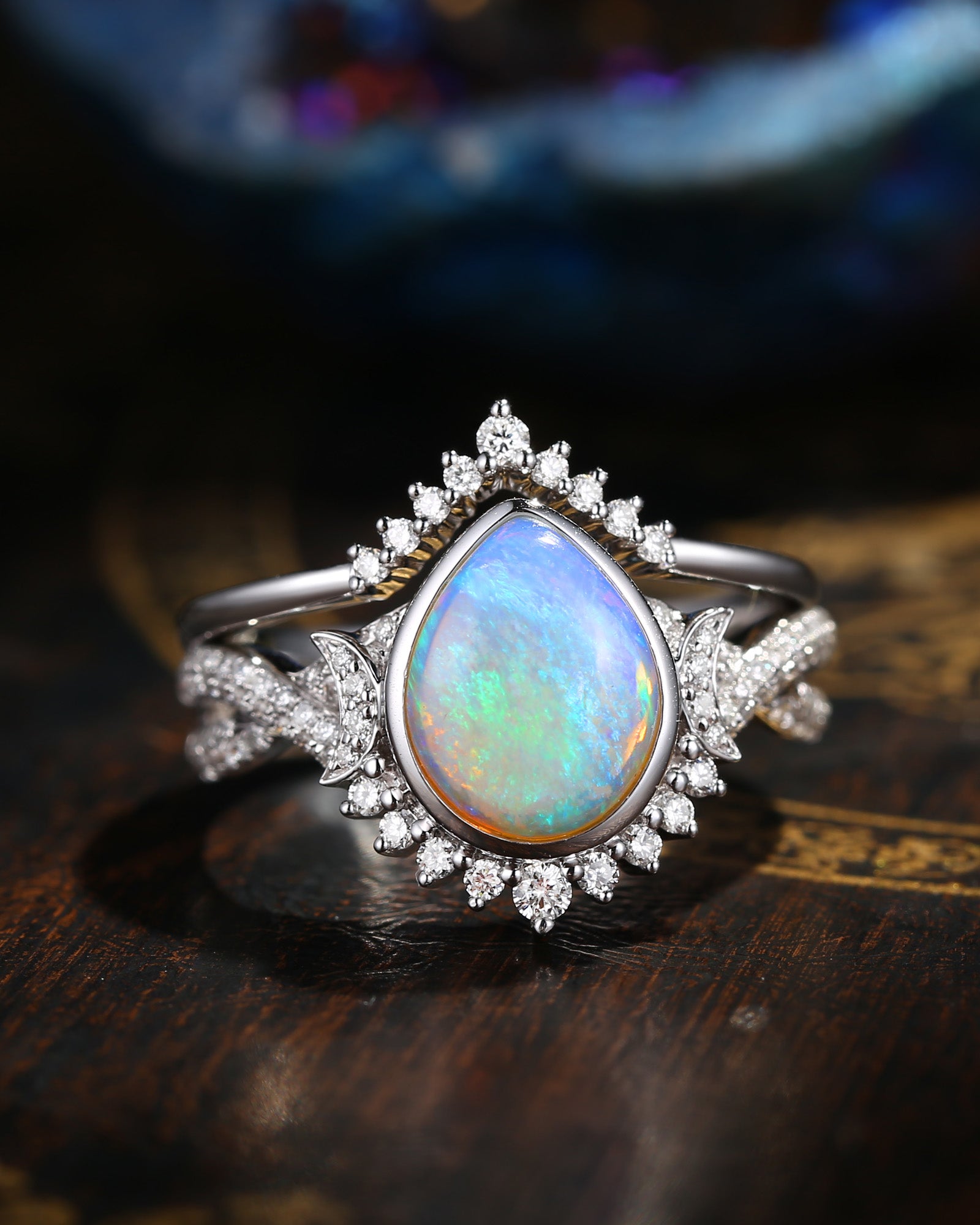 Crescent Moon | Unique Infinity Natural Opal Engagement Ring Set 2PCS - Blue Moonlight