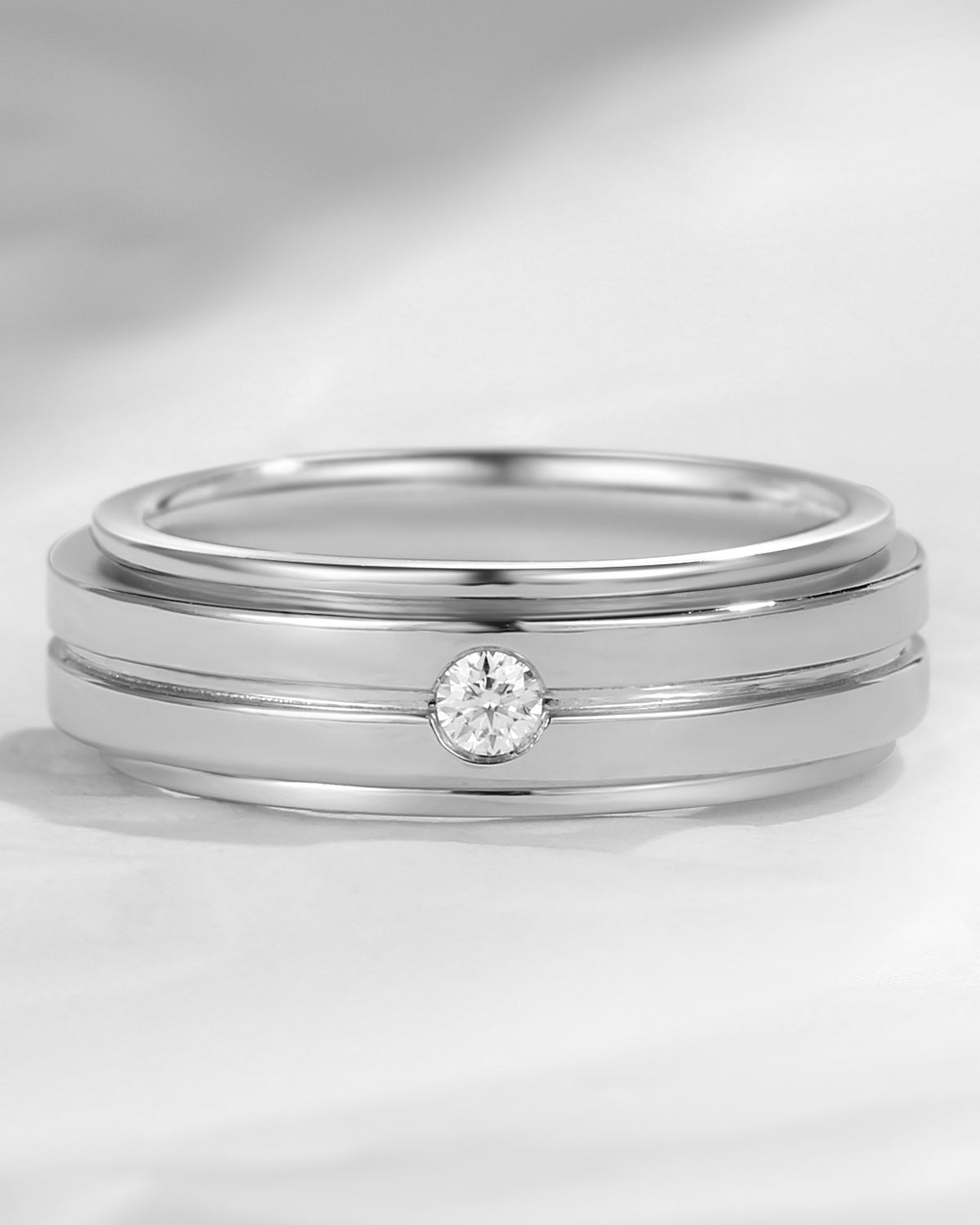 Round Moissanite Men's Ring Classic Wedding Band Anniversary Rings For Men