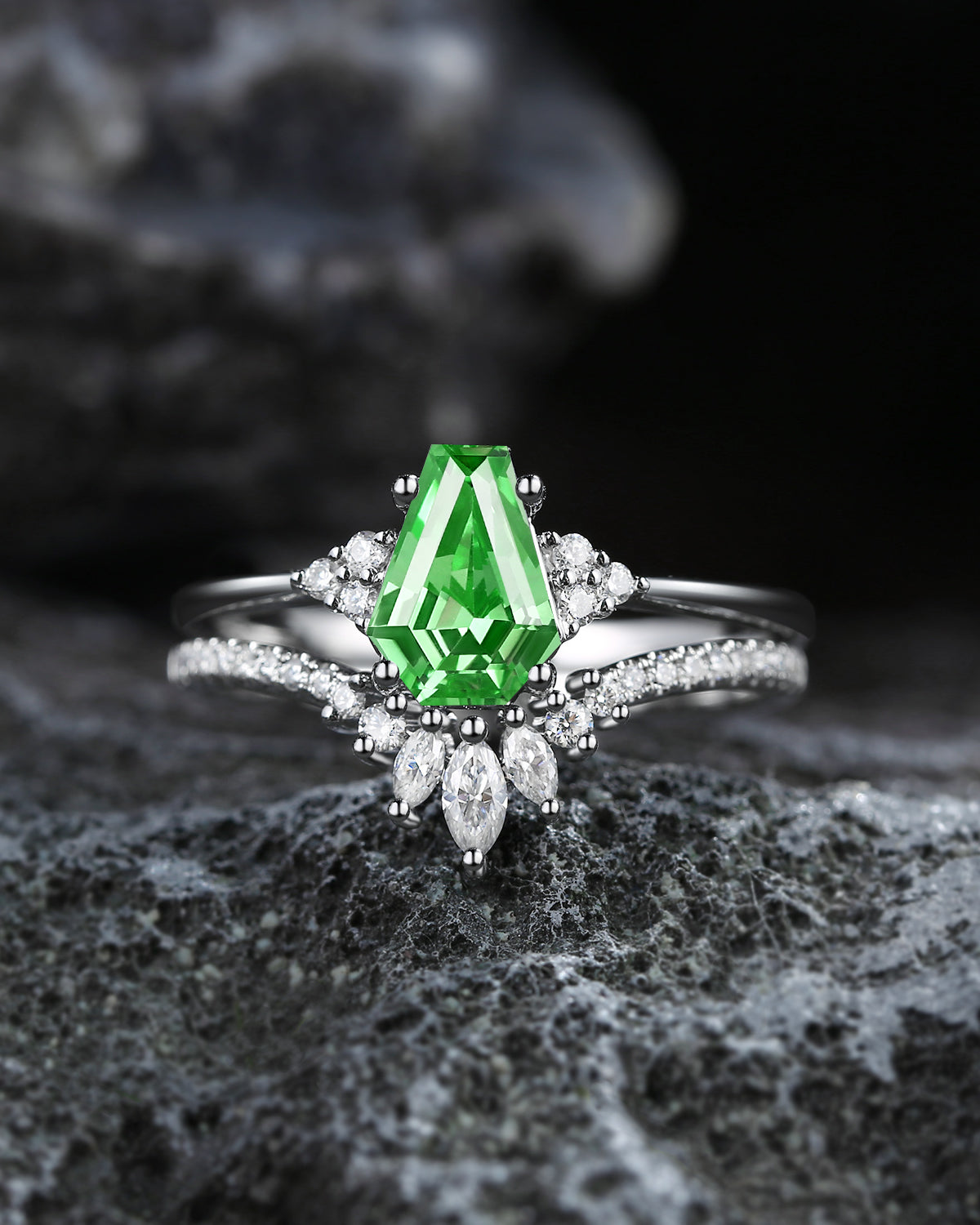 Classic Coffin Cut Lab Tsavorite Engagement Set 2pcs - White Dress