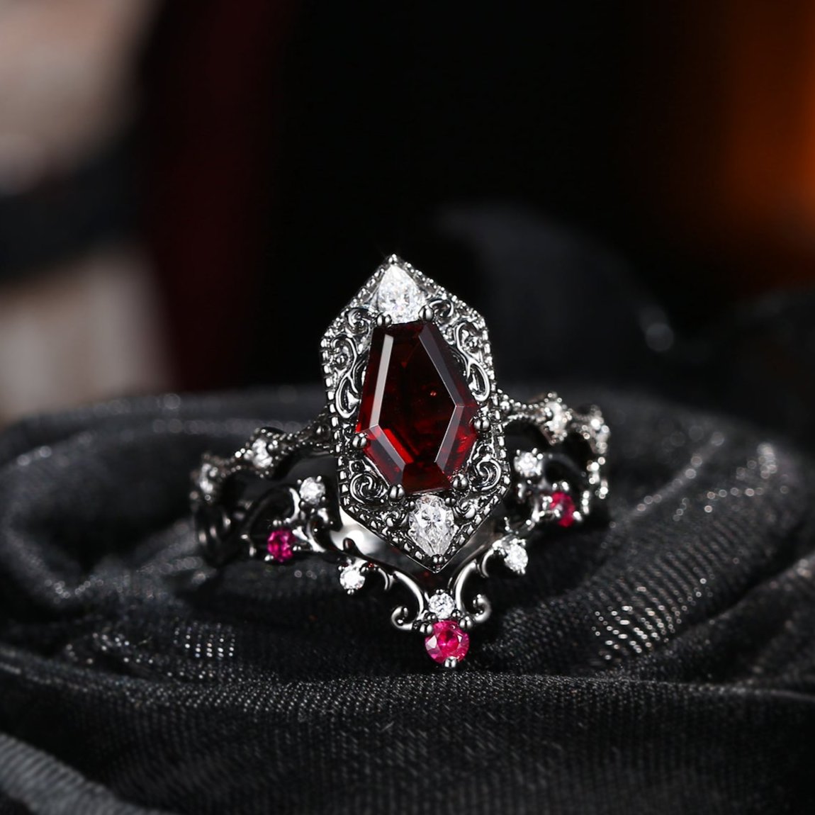 Retro Coffin Cut Garnet & Natural Ruby Vampire Gothic Engagement Ring Set 2pcs