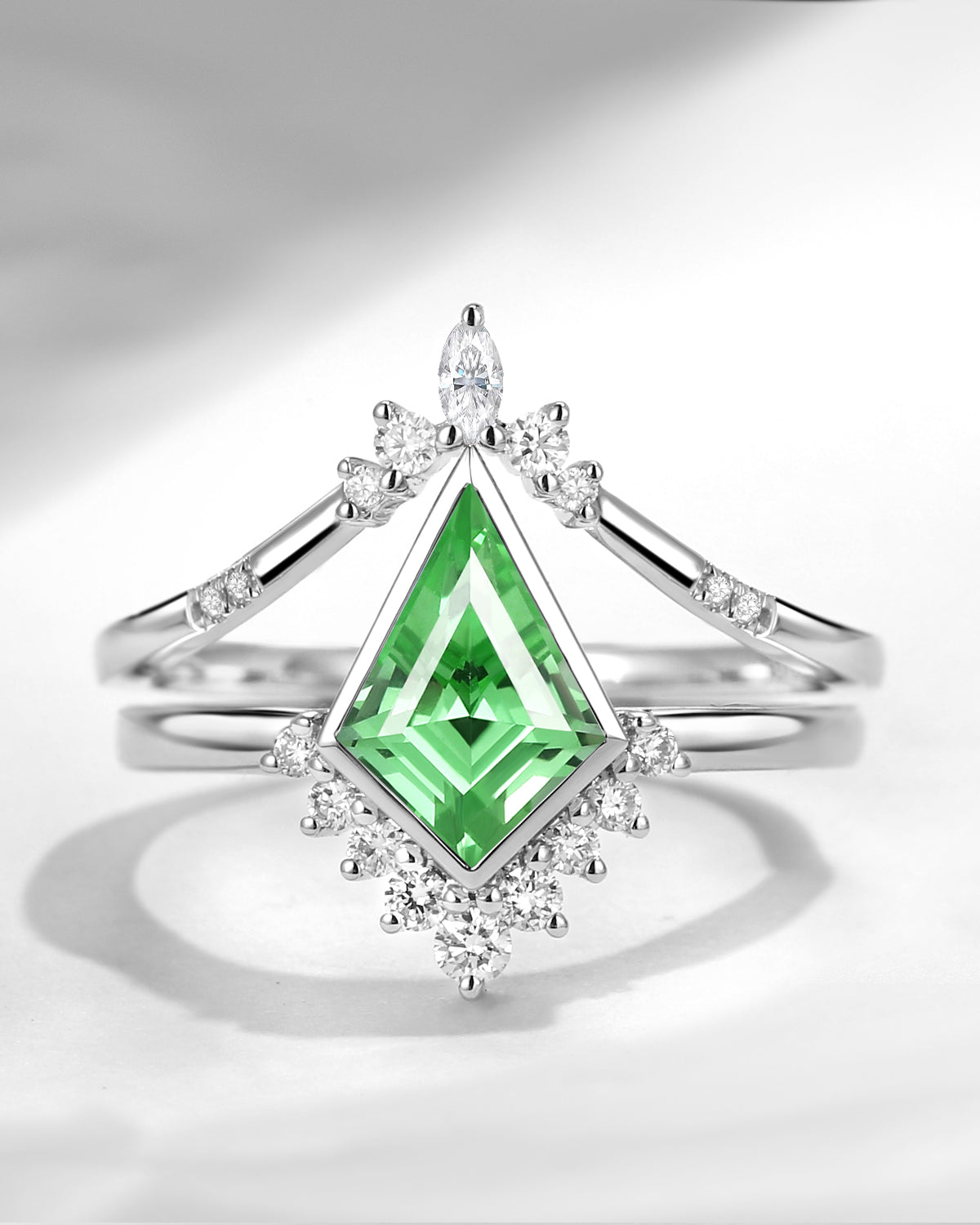 18K Kite Cut Lab Tsavorite Engagement Ring Set 2pcs