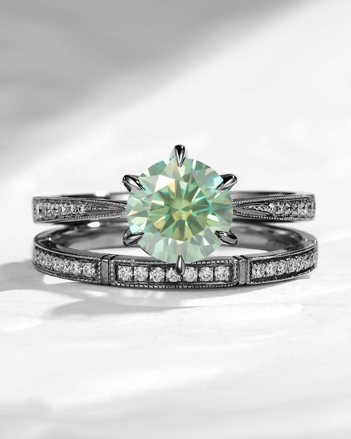 Retro Round Cut Green Moissanite 6 Prongs Eternity Engagement Ring Bridal Set 2pcs