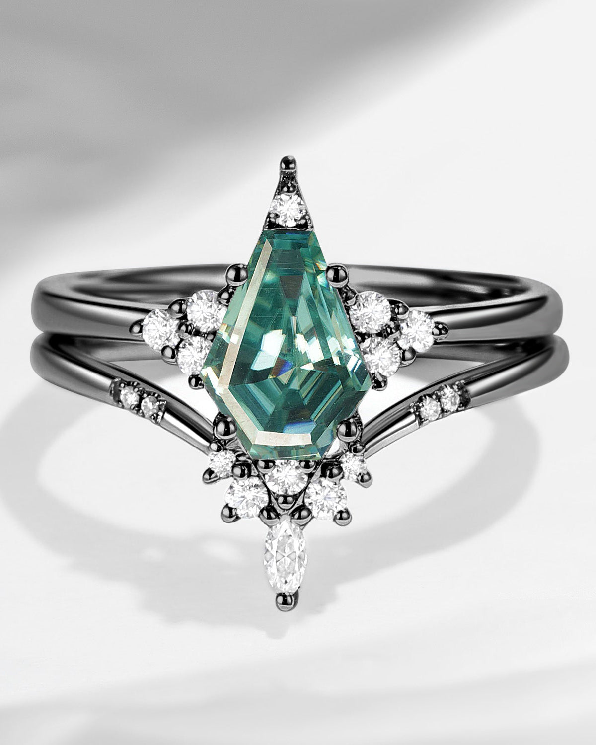 18K Unique Coffin Green Moissanite Black Gold Engagement Ring Star Ring Set 2pcs - Coffin Kite