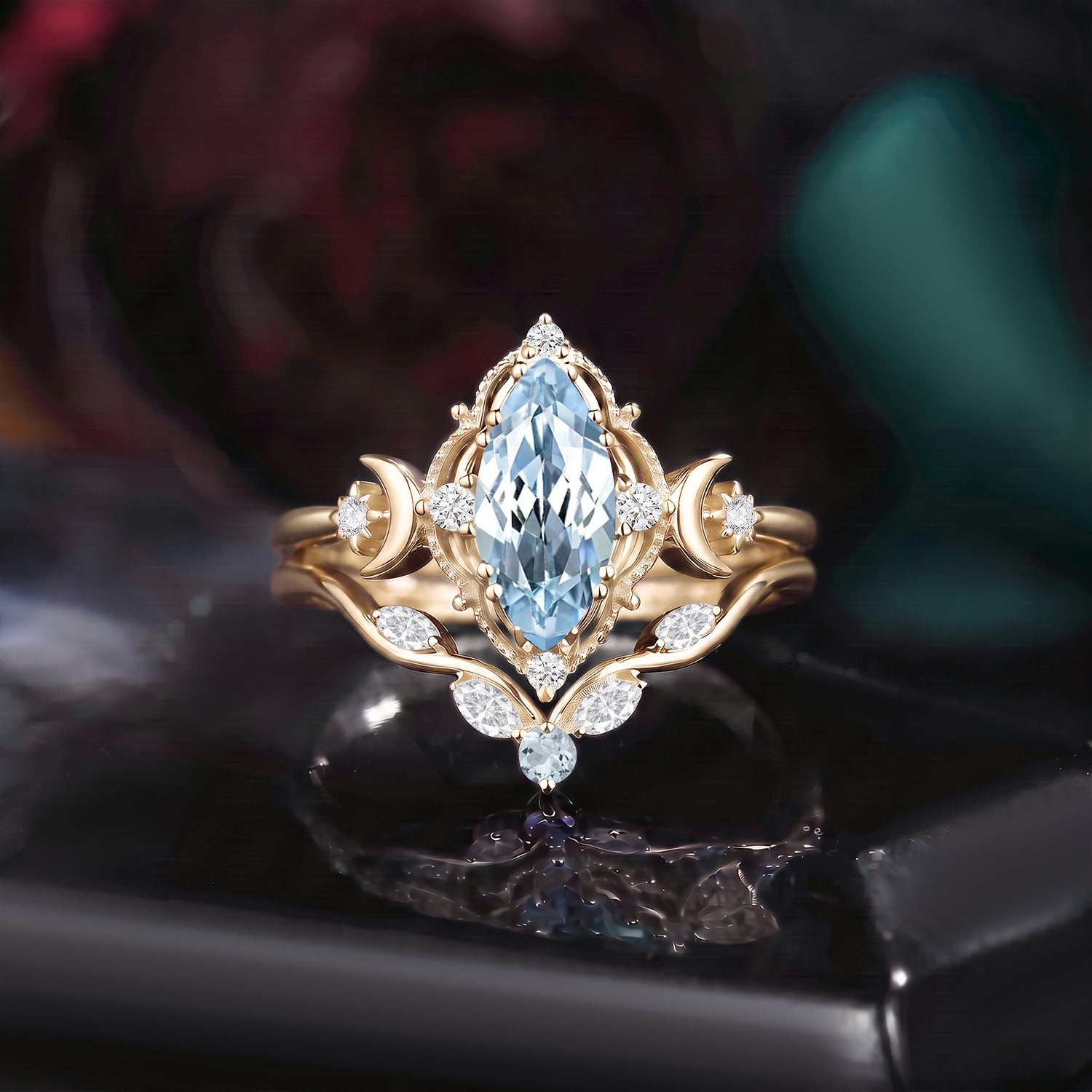 'Pure Moon' – Vintage Marquise Natural Aquamarine Crescent Moon Ring Set with Star-Inspired Details