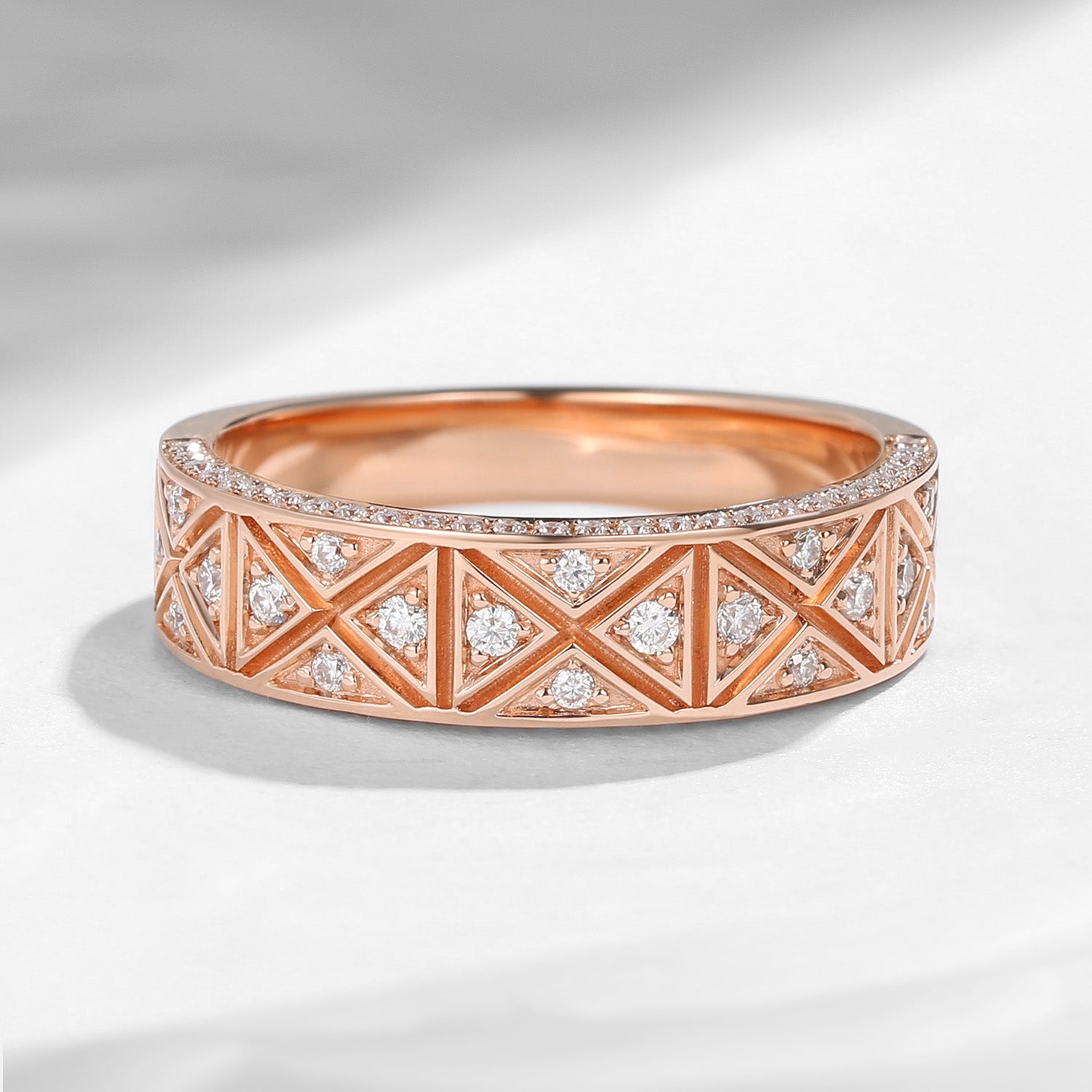 Maximalist Moissanite Wedding Band For Men - Knot Ring