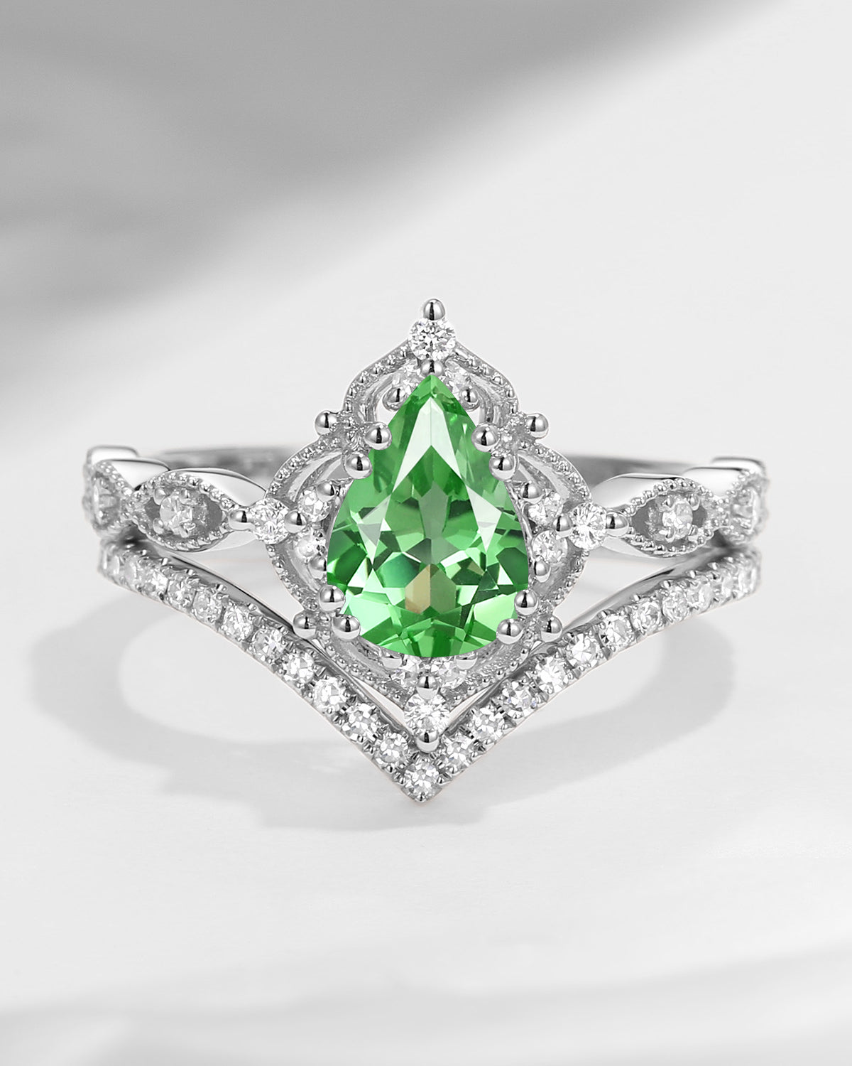 1.5ct Pear Shaped Lab Tsavorite Engagement Ring Set 2pcs - Evelyn