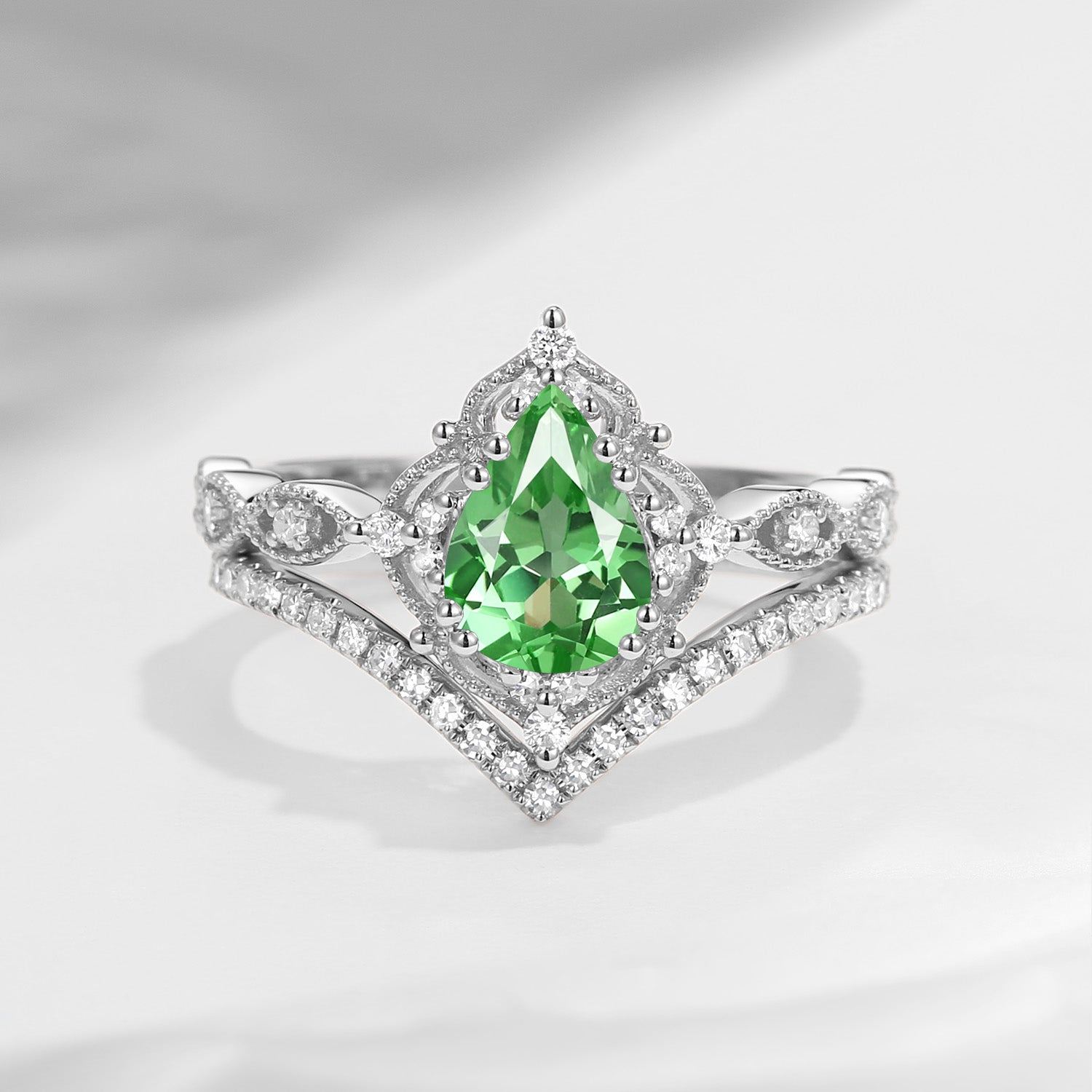 1.5ct Pear Shaped Lab Tsavorite Engagement Ring Set 2pcs - Evelyn