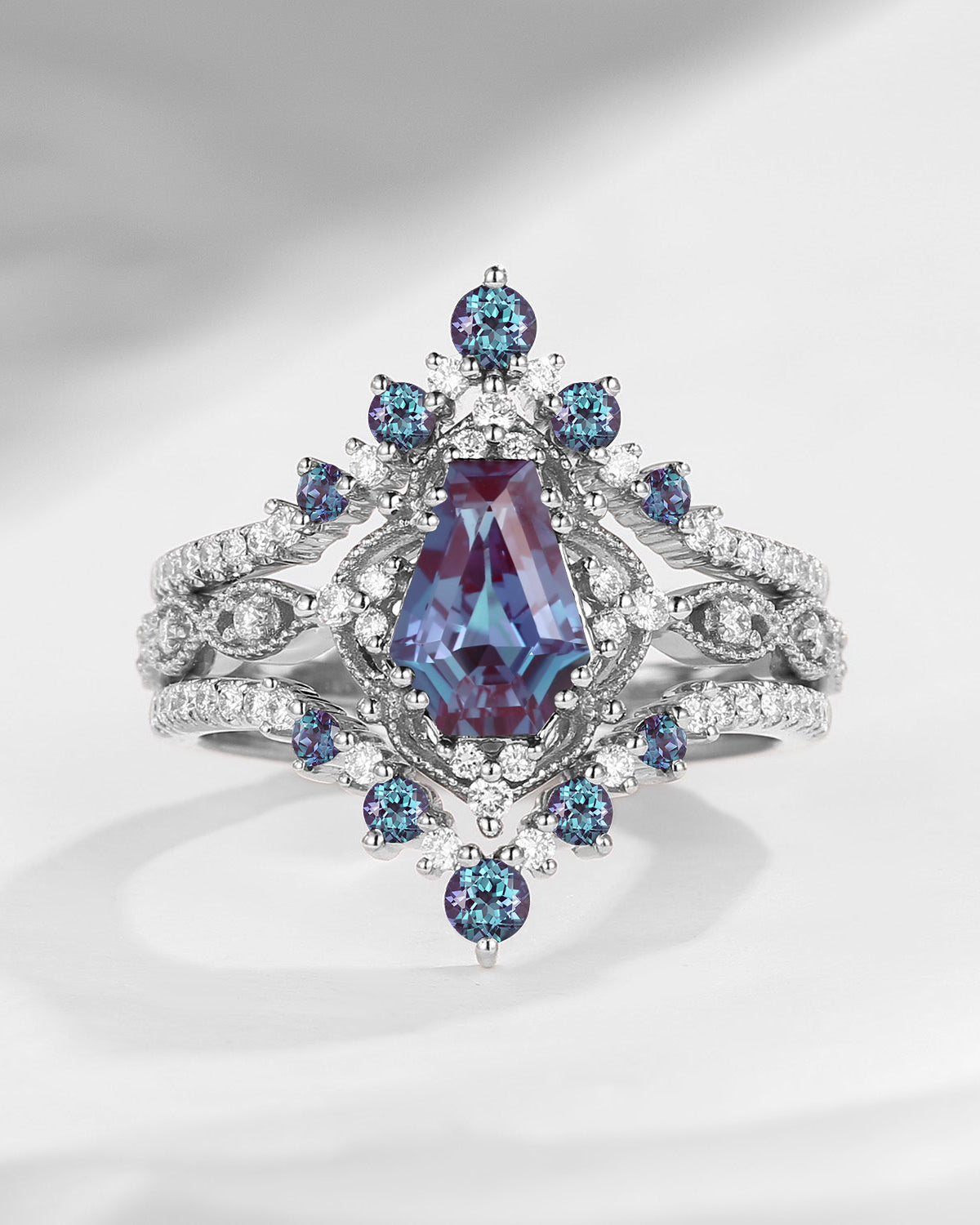 Vintage Inspired Coffin Cut Lab Alexandrite Ring Bridal Set 3pcs