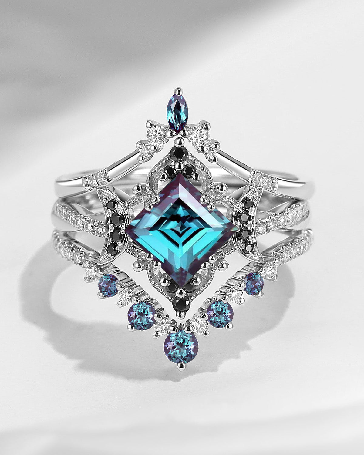 Crescent Moon | Rhombus Cut Lab Alexandrite 'Noir' Engagement Ring Set 3pcs