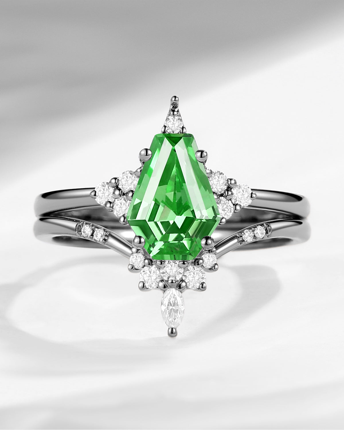Unique Coffin Tsavorite Engagement Star Ring Set 2pcs - Coffin Kite