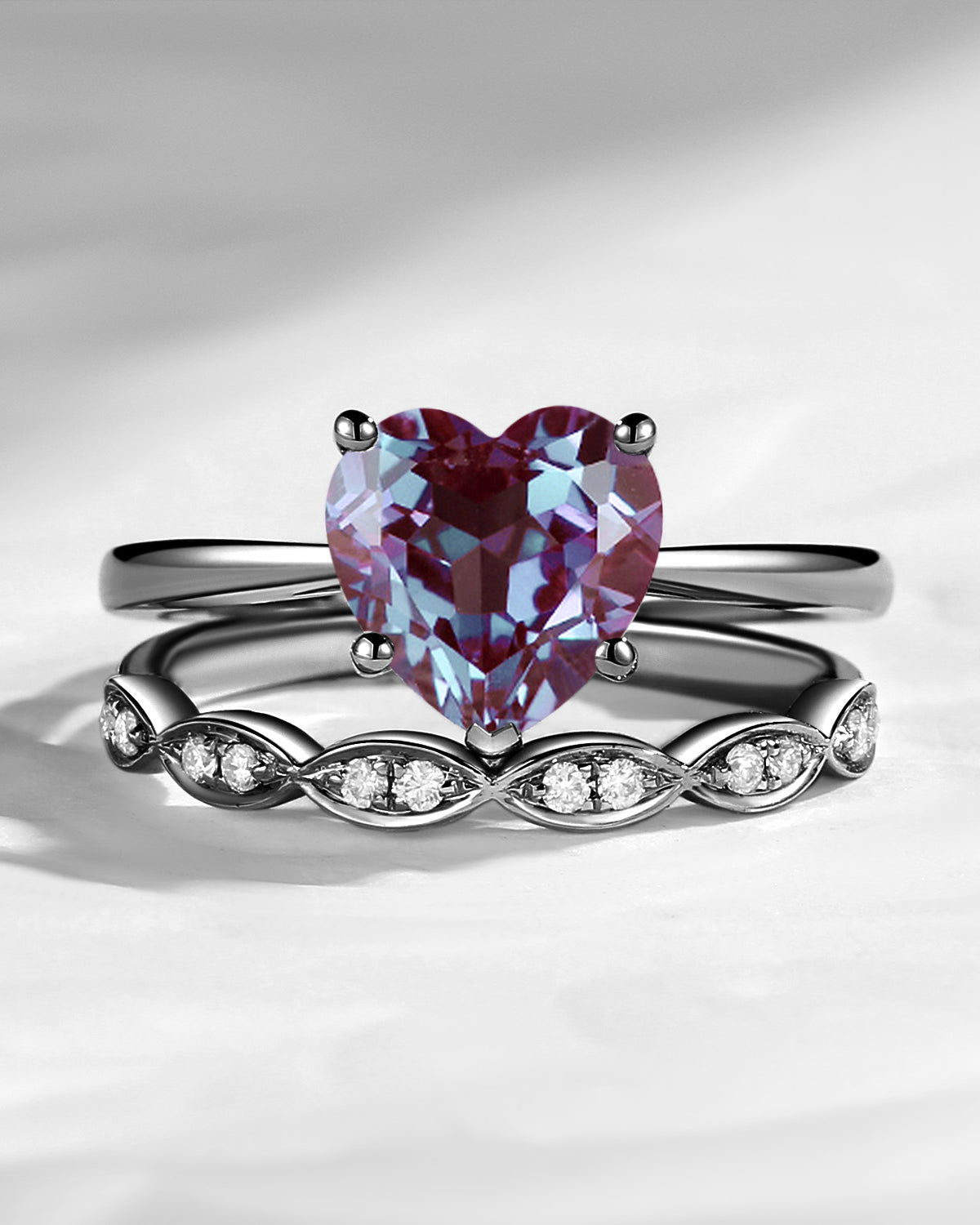 Unique Heart Shaped Solitare Lab Alexandrite Engagement Ring 2pcs Set