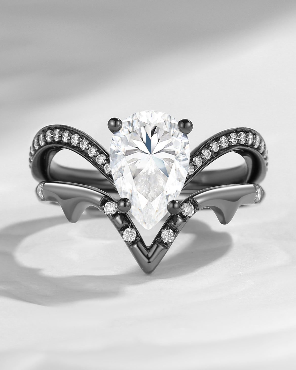 Pear Cut Moissanite Spooky Black Gold Engagement Ring Set 2pcs - Dainty Bat Ring