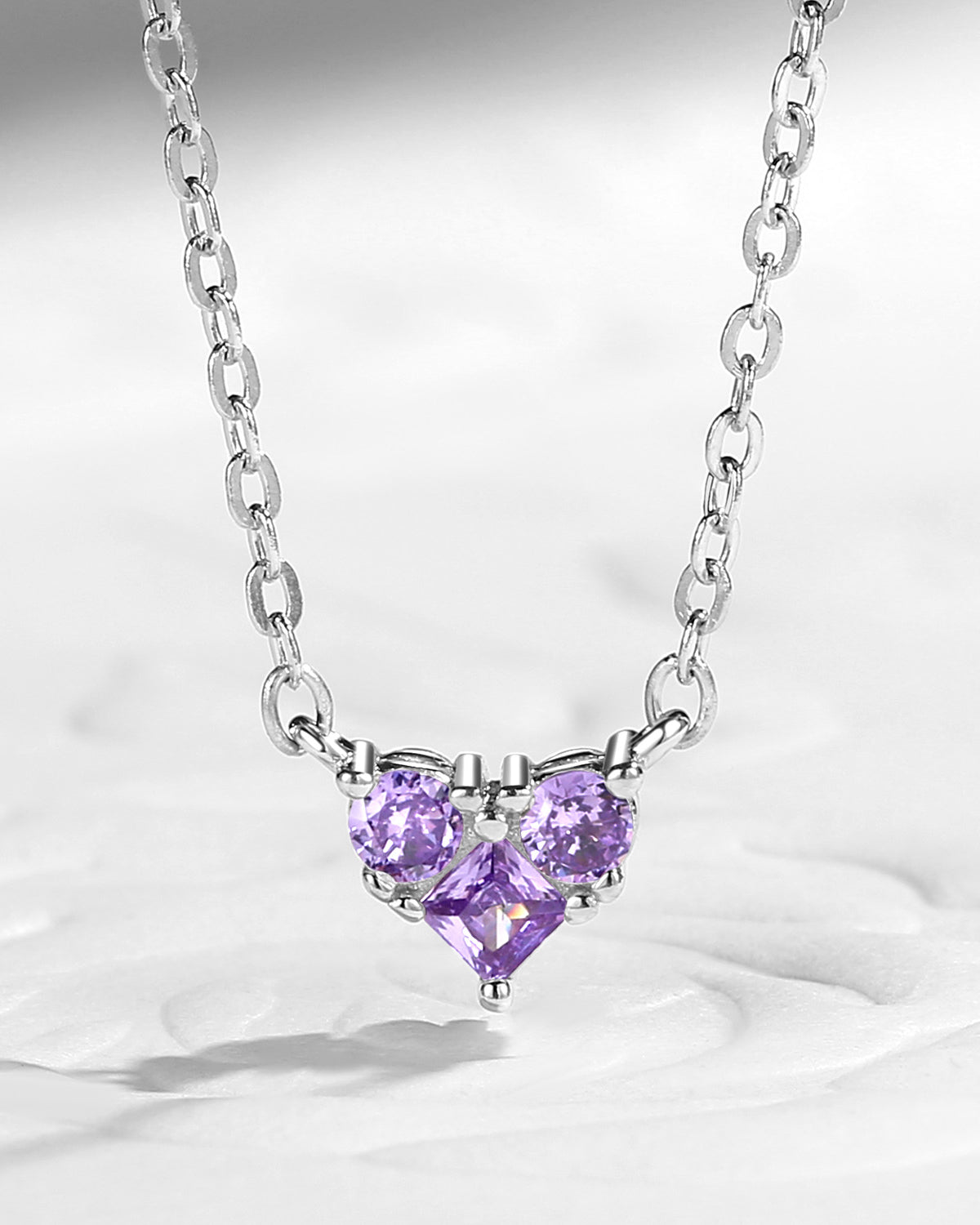 Three Stones Delicate Jewelry Heart Shaped Purple Moissanite Necklace