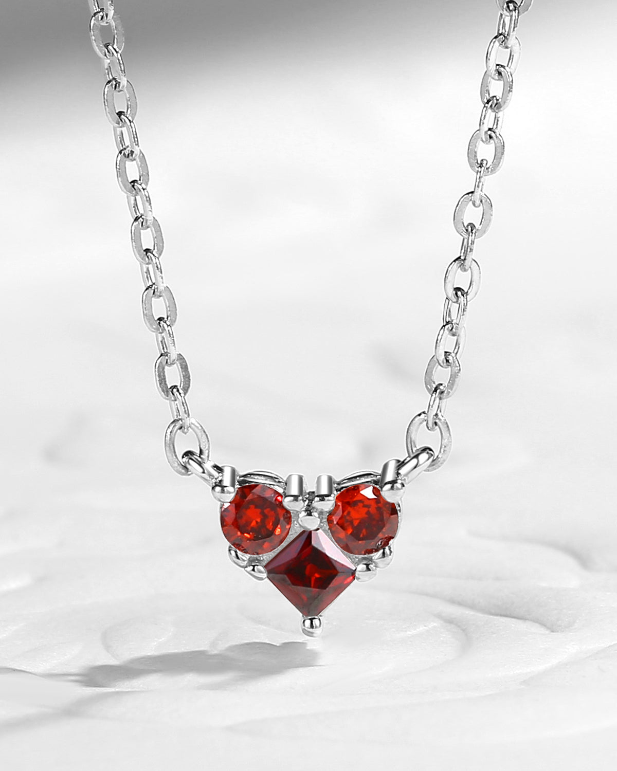 Three Stones Delicate Jewelry Heart Shaped Garnet Necklace