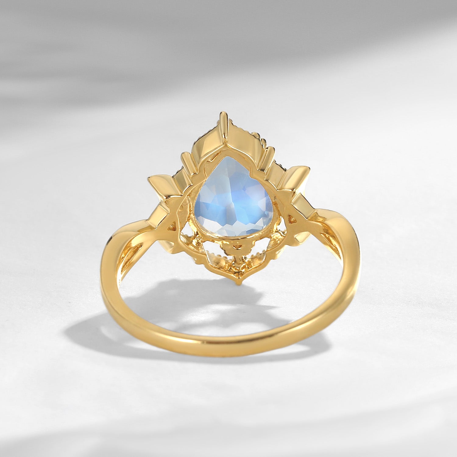 Crescent Moon | 18K Glossy Infinity Moonstone Engagement Ring Set