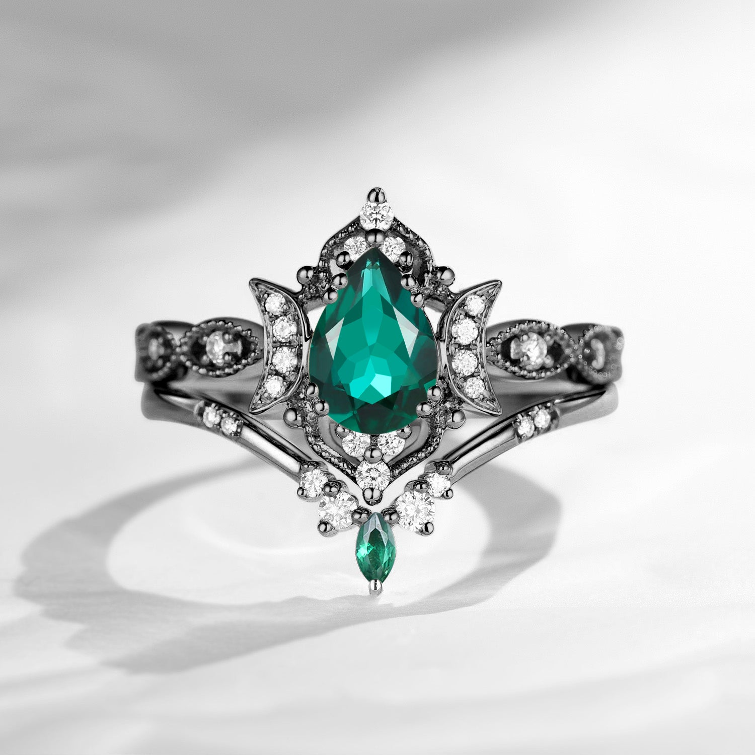 Crescent Moon | 18K Pear Shaped Lab Emerald Black Gold Engagement Ring Set 2pcs - Luna