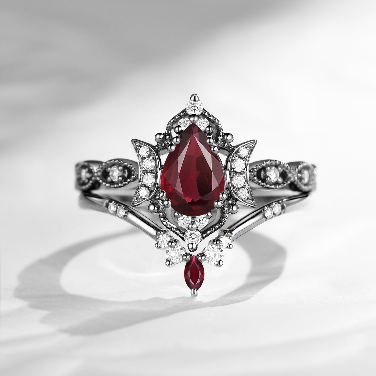Crescent Moon | Pear Cut Natural Ruby Engagement Ring Set 2pcs - Luna