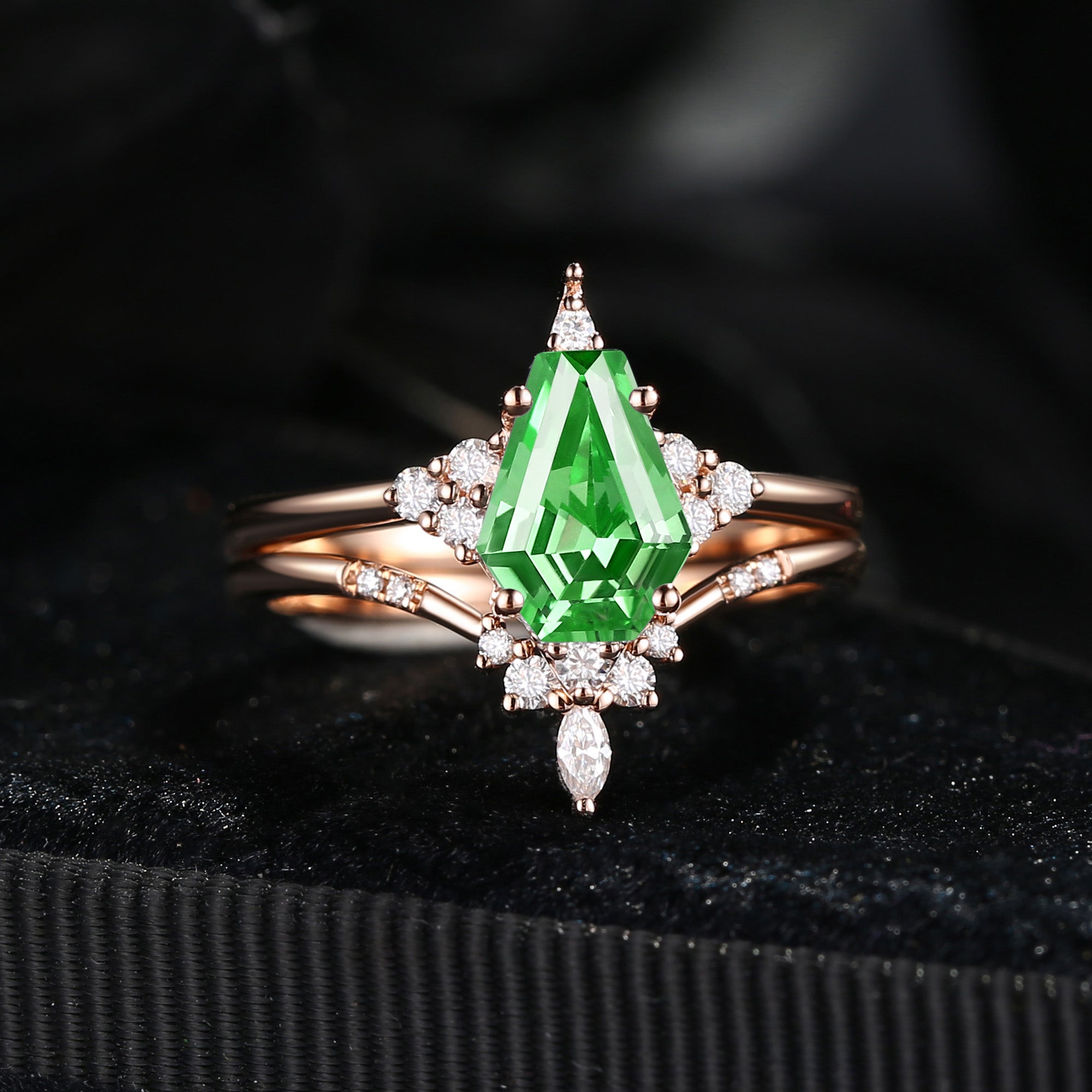 Unique Coffin Lab Tsavorite Engagement Star Ring Set 2pcs - Coffin Kite