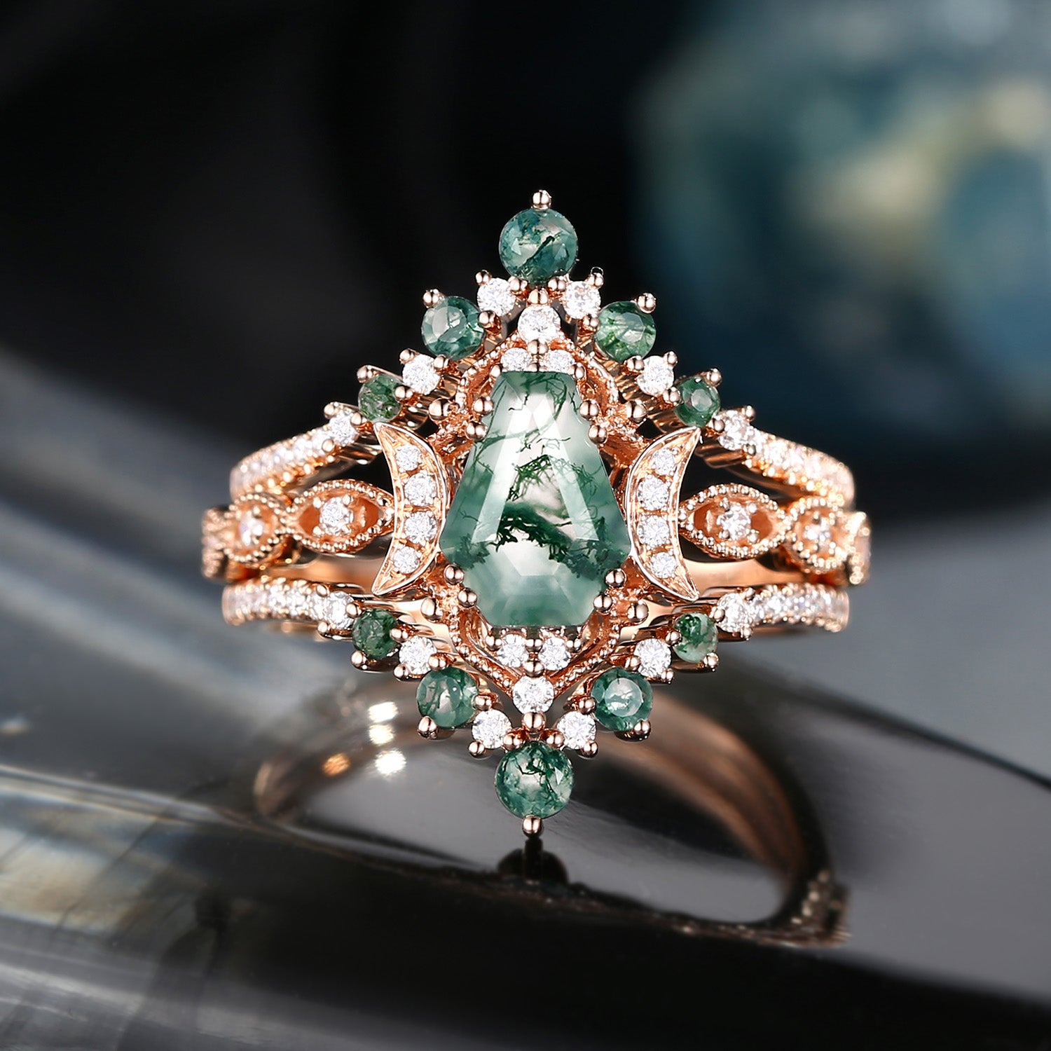 Crescent Moon | Coffin Moss Agate Engagement Ring 3pcs 18k - Till Death Do Us Apart