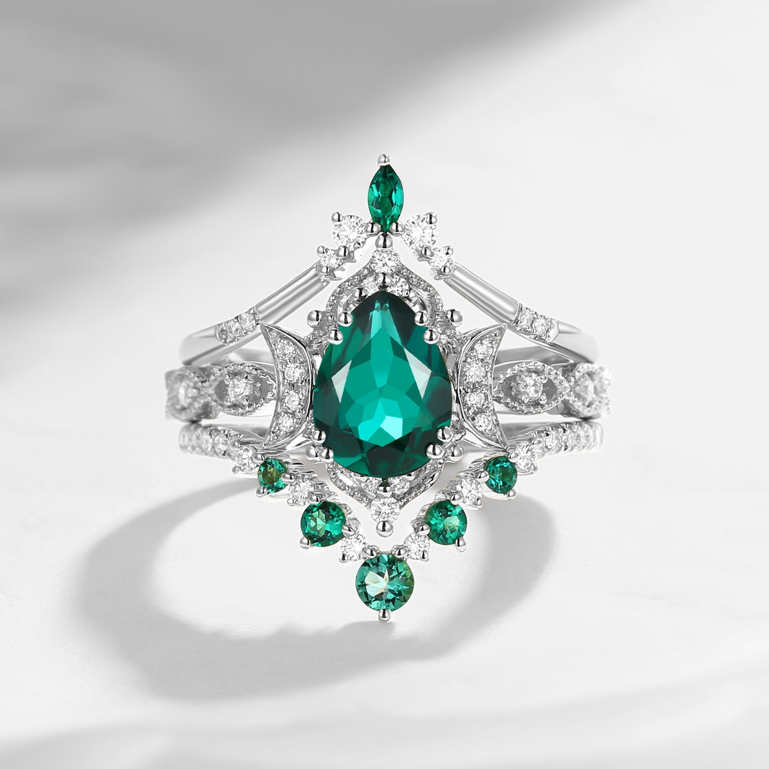 Crescent Moon | Vintage Style Pear Cut Emerald  Ring Set 3pcs