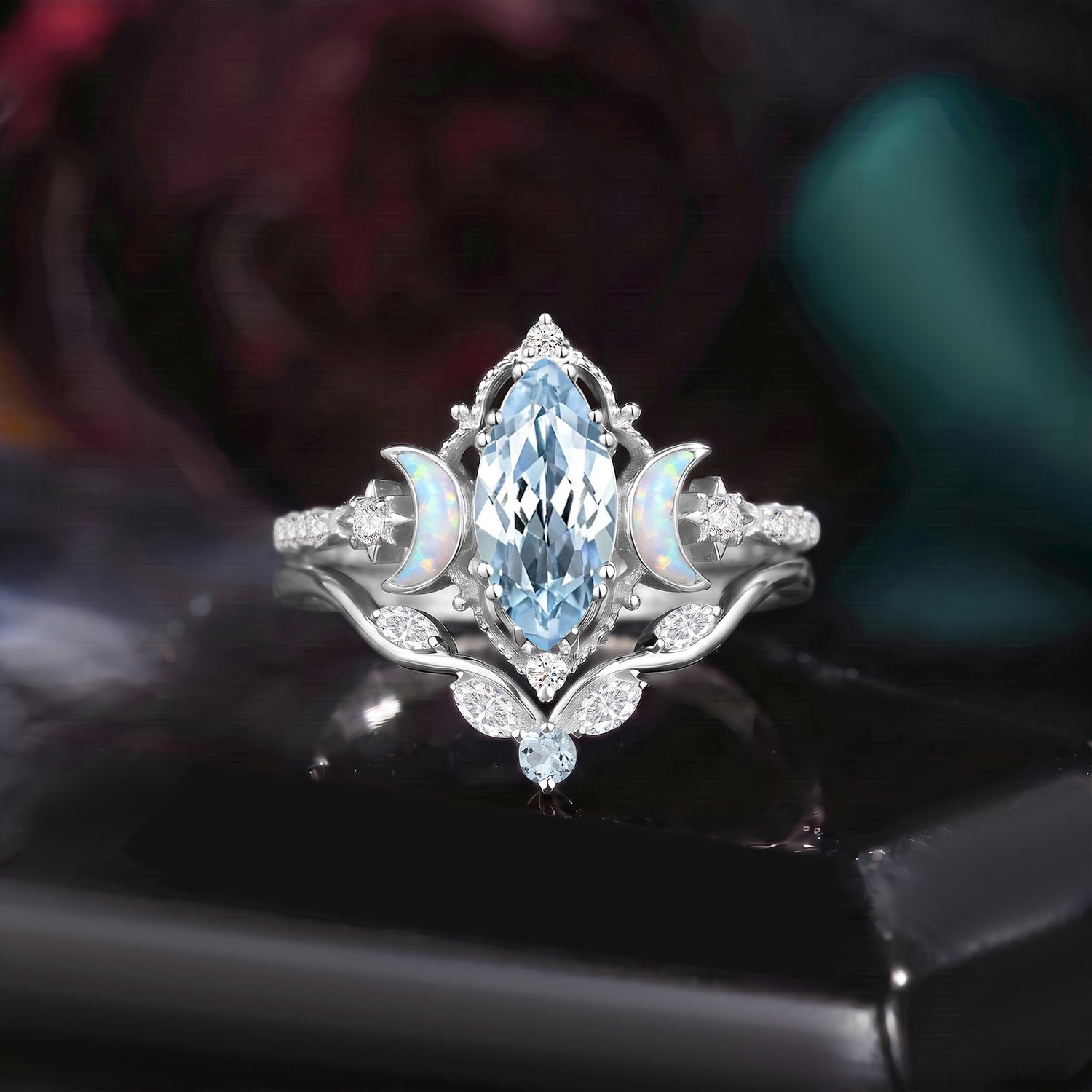 'Ultra Galaxy' – Vintage Marquise Natural Aquamarine Crescent Moon Ring Set with Star-Inspired Details