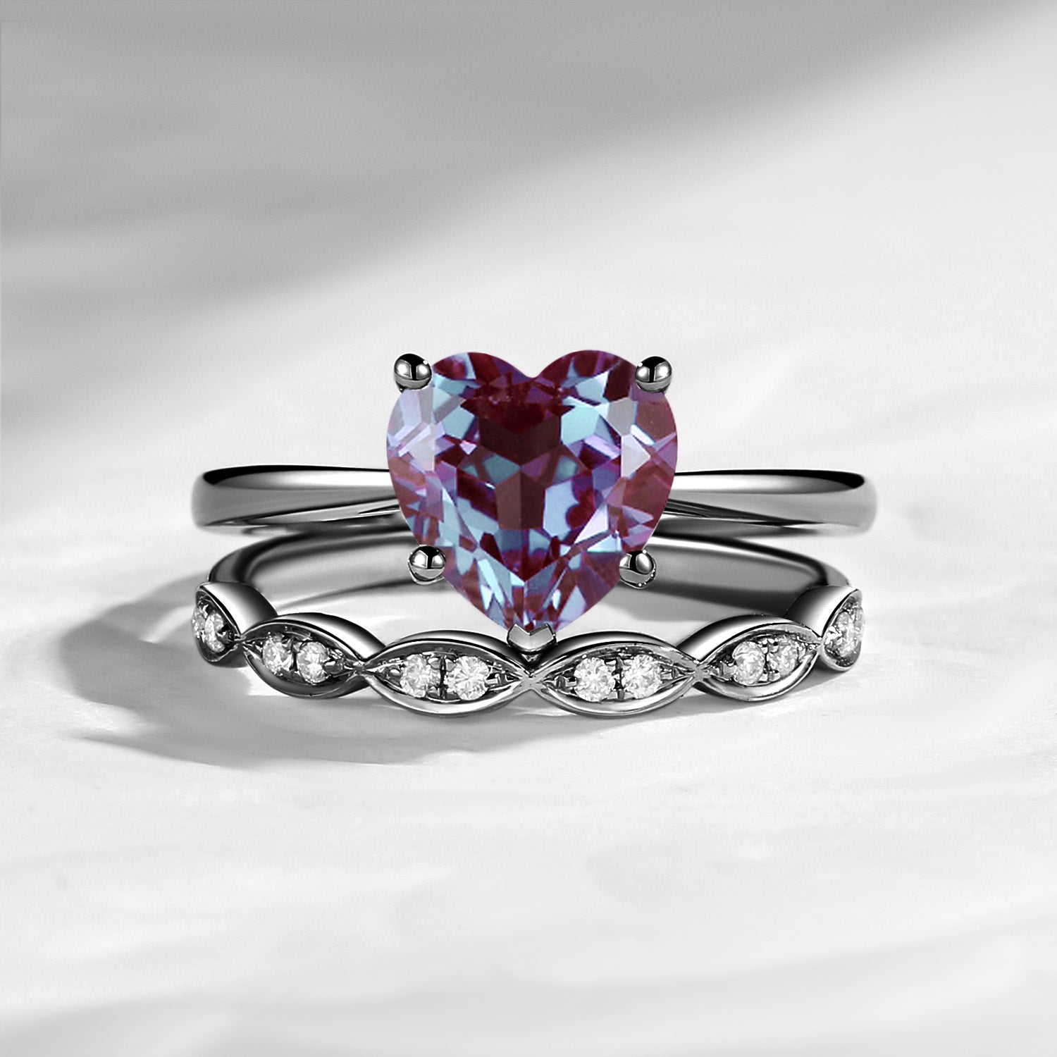 Unique Heart Shaped Solitare Lab Alexandrite Engagement Ring 2pcs Set